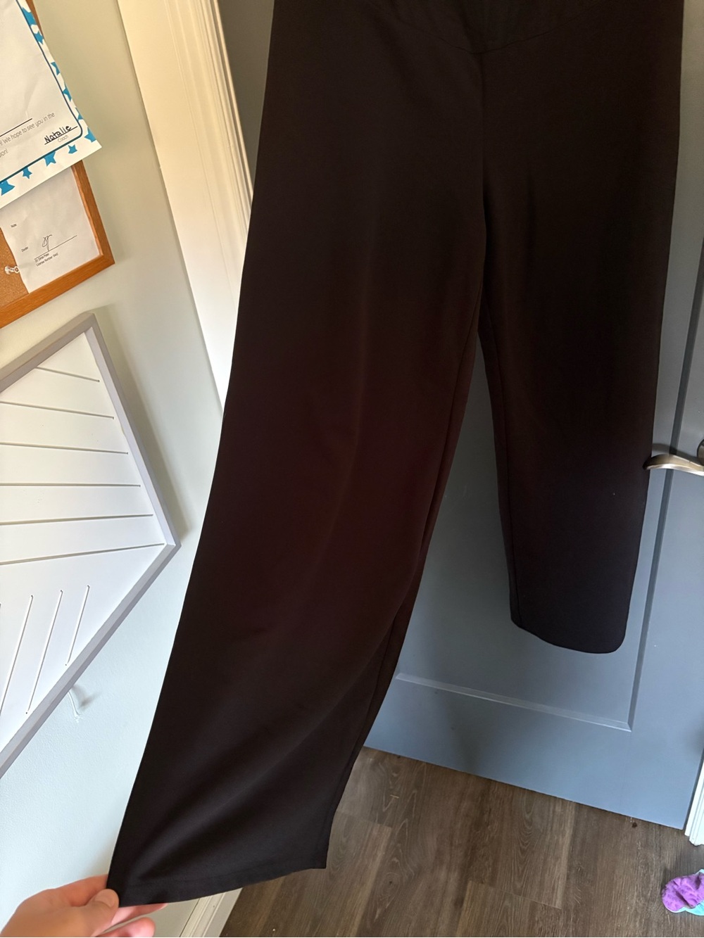 H&M Women's Crepe Maternity Black Trousers - Picture 2 of 5